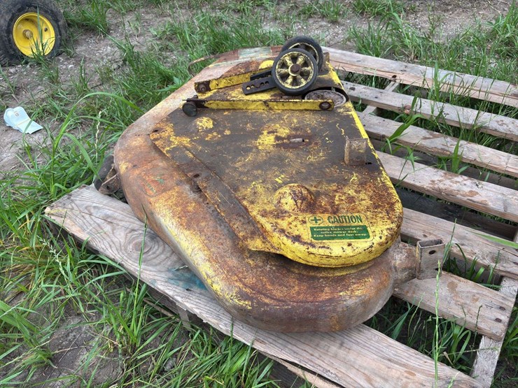 john-deere-110-image-77