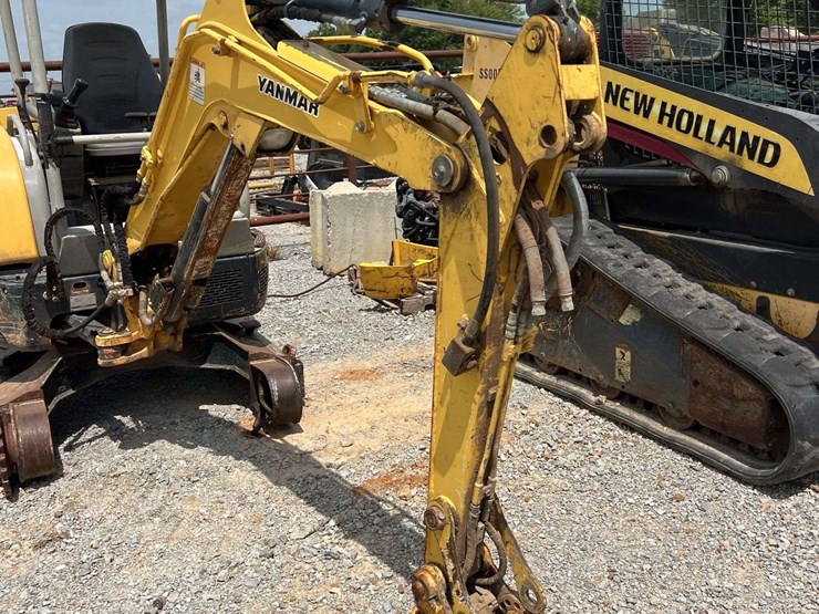 yanmar-vio20-image-7