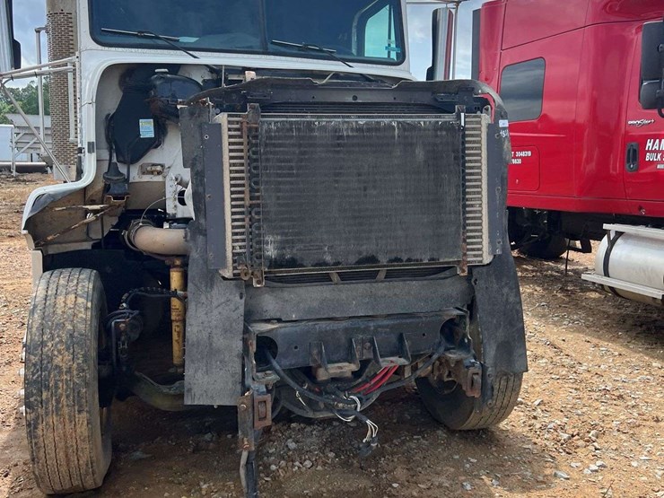 2000-freightliner-s/a-daycab-truck-*inop-image-8