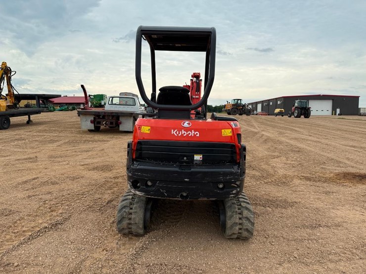 2021-kubota-kx71-3-image-4