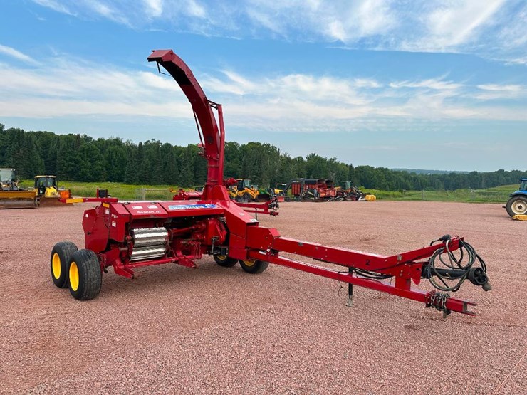 2013-new-holland-fp230-image-1