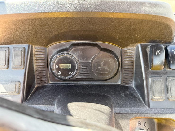 2018-john-deere-2018-image-36