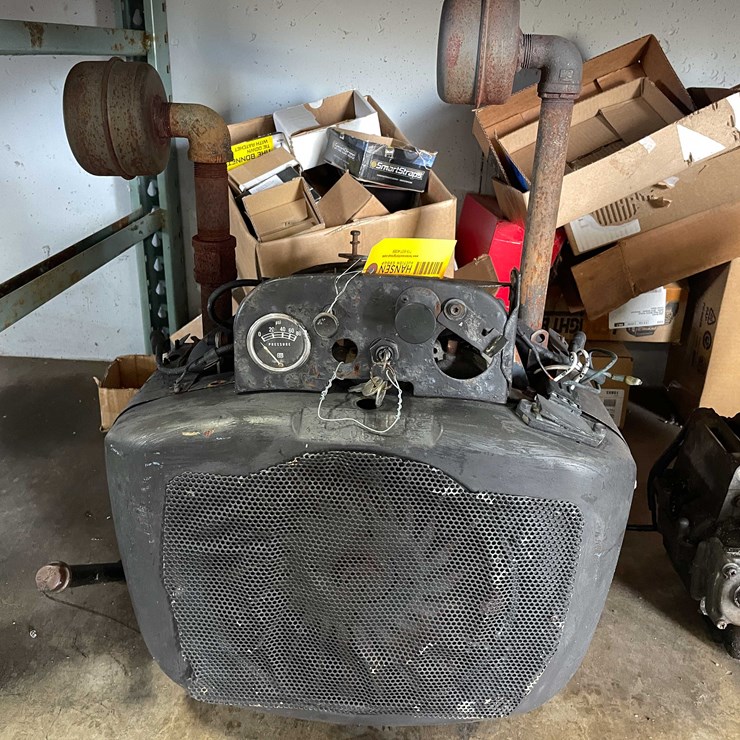 #2113 • Kohler 2 Cylinder Engine (CW)