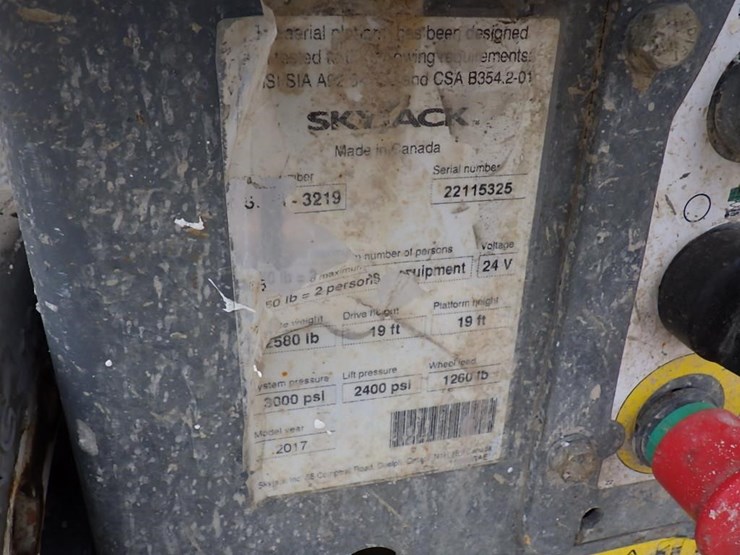 2017-skyjack-sj3219-scissor-lift-image-20