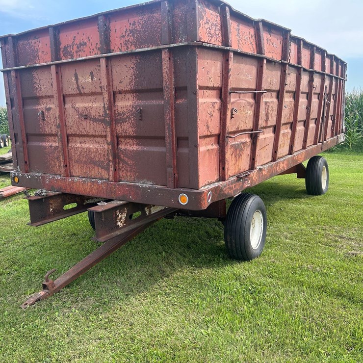 Bradford Custom Grain Wagon