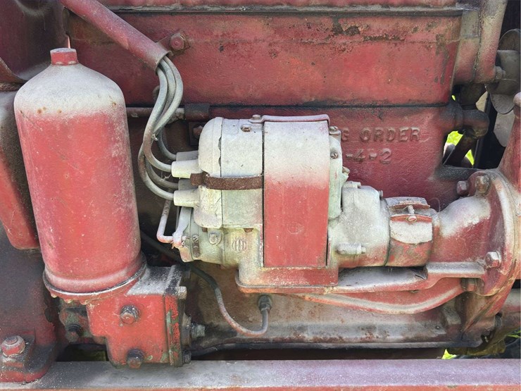 farmall-f12-image-19