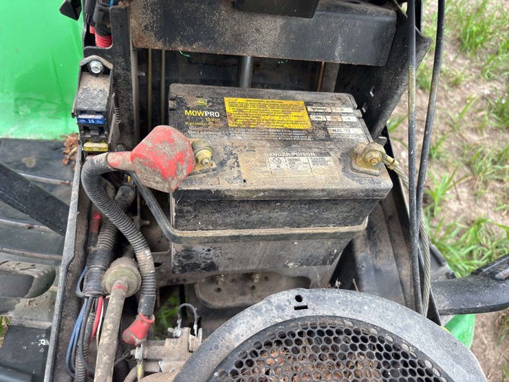john-deere-x300-image-35