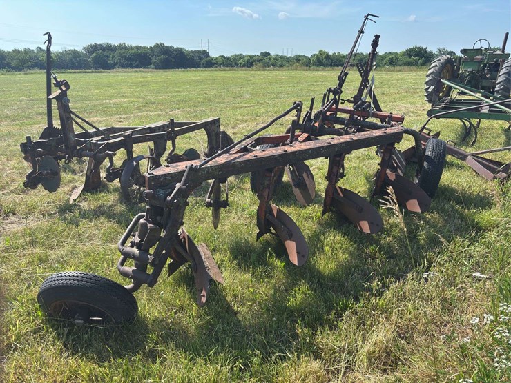 ji-case-pull-type-plow-image-5