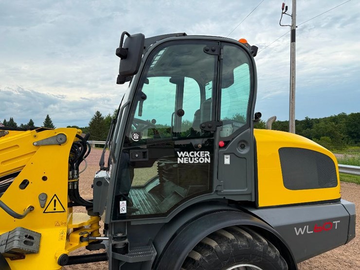 2015-wacker-neuson-wl60t-image-22