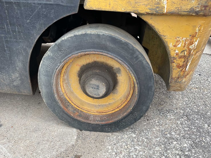 #1365-•-daewoo-5000-lb.-capacity-forklift-(o2)-image-28