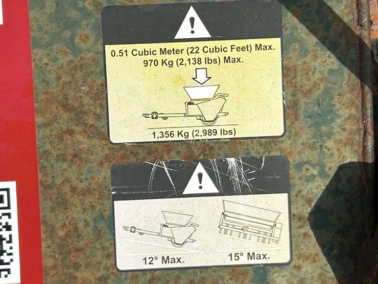 turfco-mete-r-matic-iii-pull-behind-top-dresser-image-15