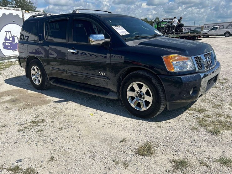 2007-nissan-armada-image-2