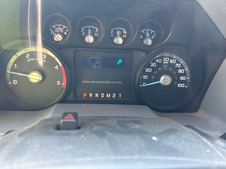 2015-ford-f550-image-12