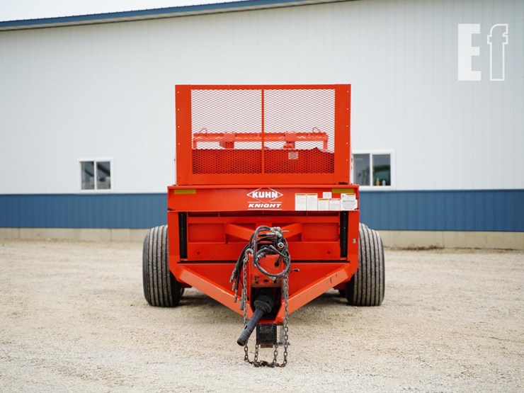 2009-kuhn-knight-2044-image-2