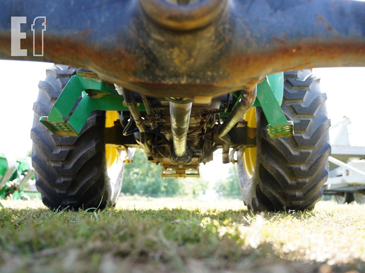 2004-john-deere-5220-image-13