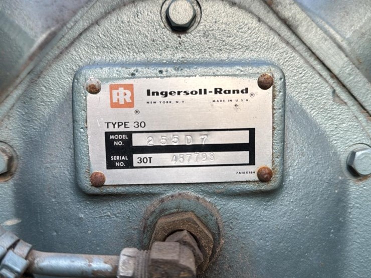 #138-•-ingersoll-rand-air-compressor-image-6
