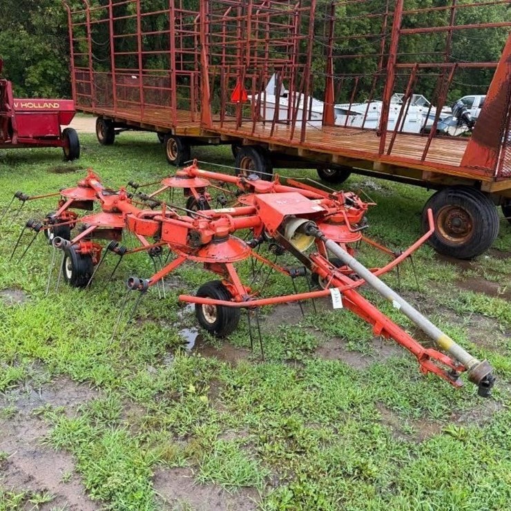 Kuhn Digidrive 6 Basket Tedder