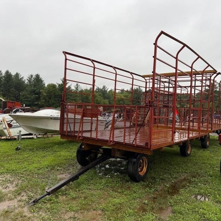 9x16' Hay Rack on Gear