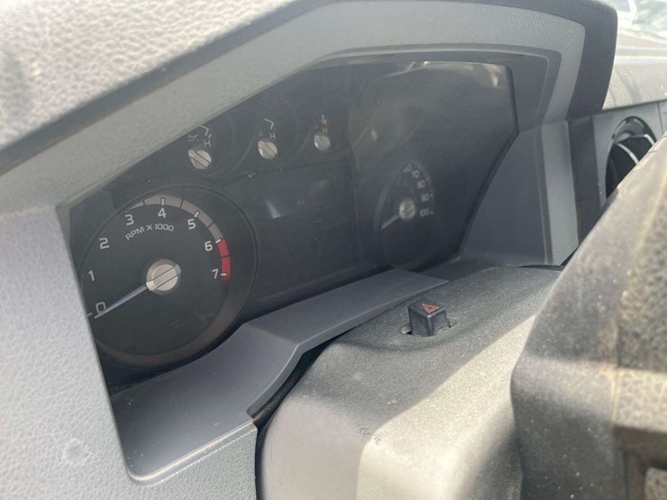 2013-ford-f250-image-9