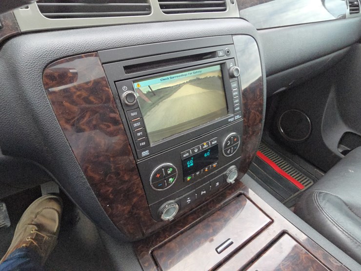 2011-gmc-yukon-xl-image-86