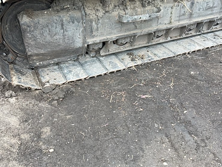 caterpillar-320-image-40
