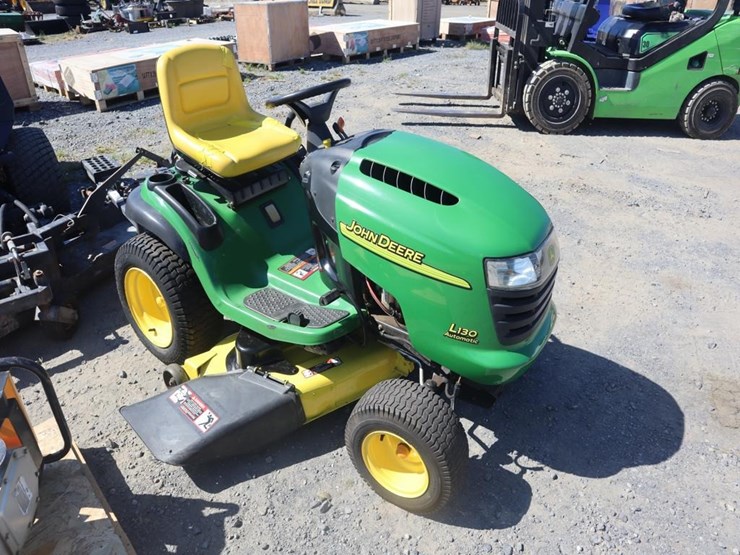 john-deere-l130-image-2