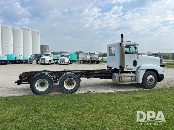 1993-freightliner-truck-(jn2646,-unit-42339)-image-10