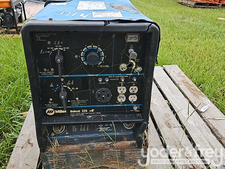 miller-bobcat-225-image-5