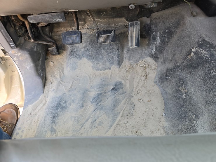 2000-ford-f550-image-51