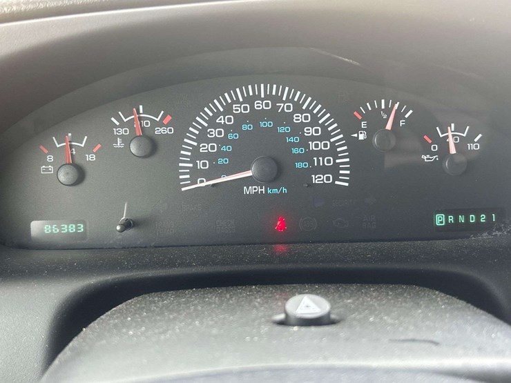 2001-dodge-ram-wagon-3500-passenger-van-image-16
