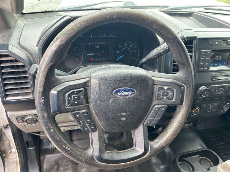2016-ford-f150-image-11