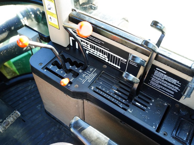 1990-john-deere-8760-image-36