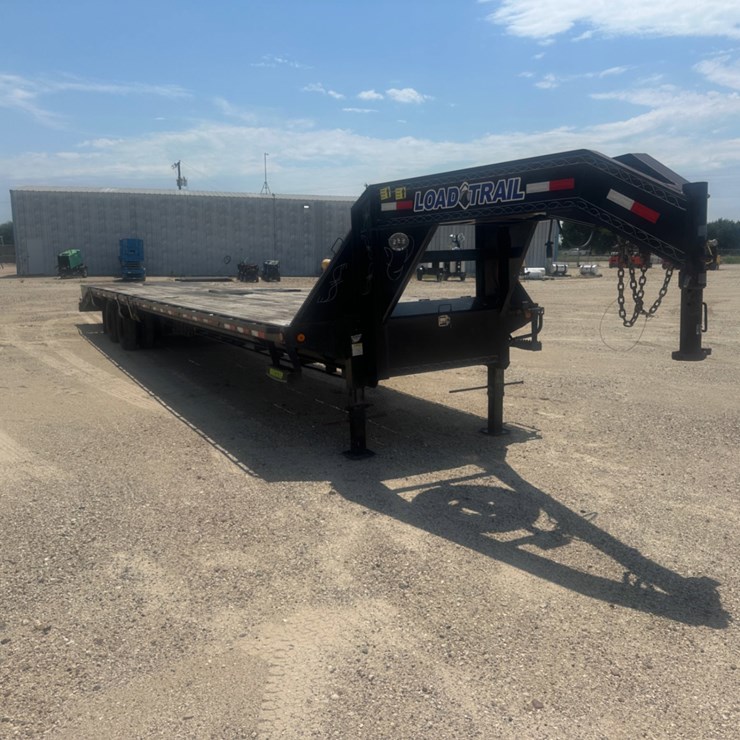 2022 GOOSENECK LOAD TRAIL