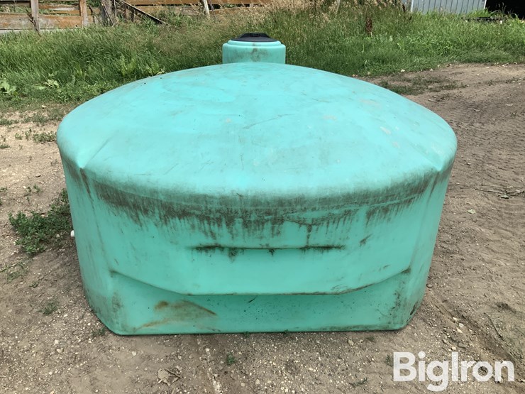 425-gal-plastic-water-tank-image-9
