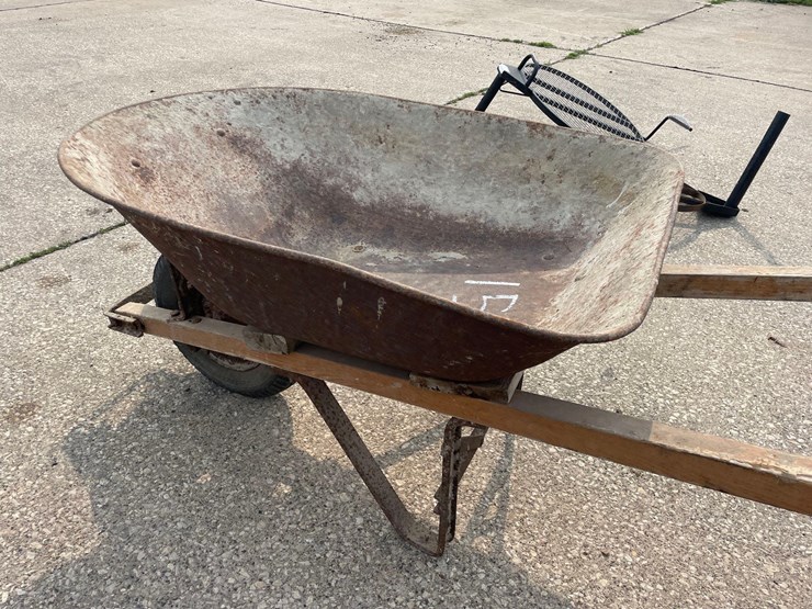 metal-wheel-barrow-image-6