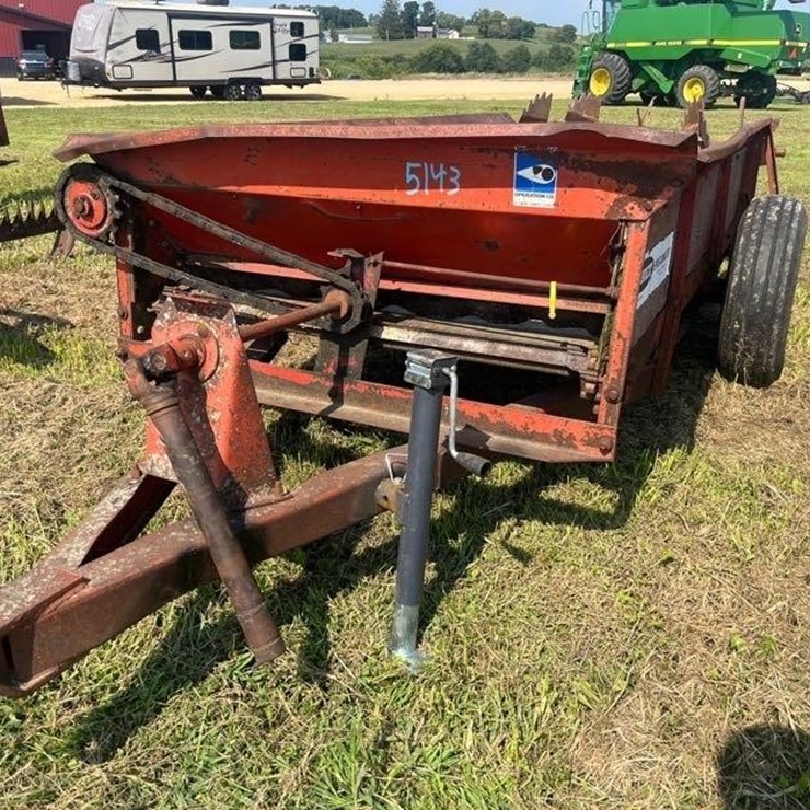 Schultz spreadmaster manure spreader