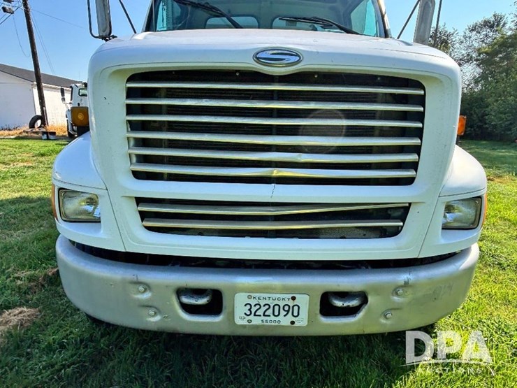 2000-sterling-dry-tender-truck-(gp11245,-unit-123831)-image-20