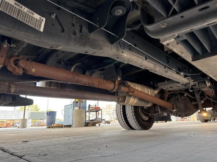 2016-ford-f450-image-32