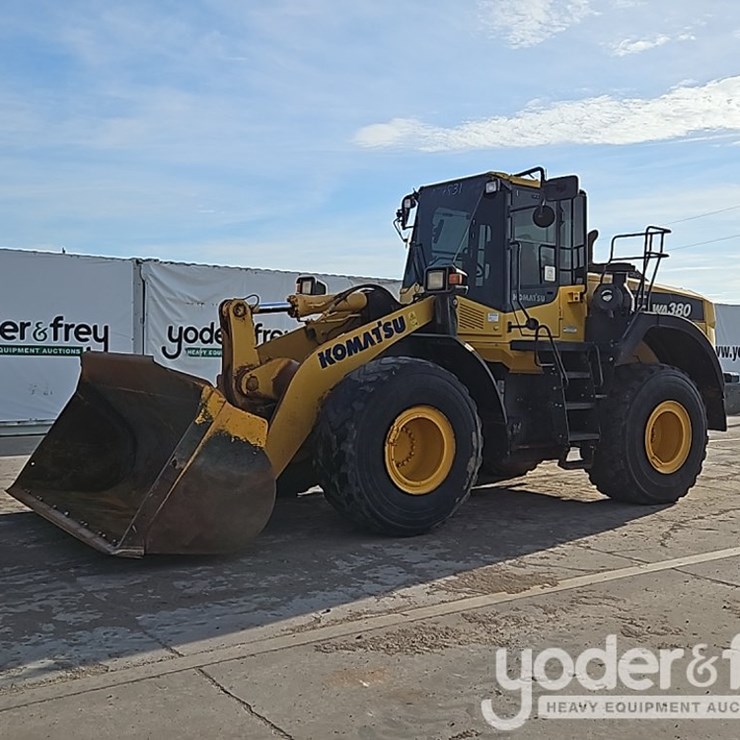 2018 KOMATSU WA380-8