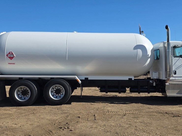 2012-kenworth-t370-image-4