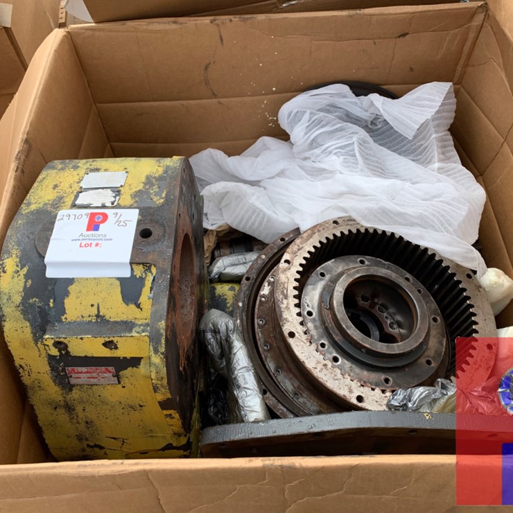 DISASSEMBLED COTTA GR1600 E REDUCER