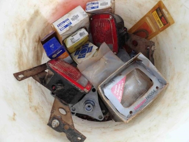 4-tubs---contents-image-3