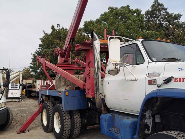 1989-gmc-7000-image-5