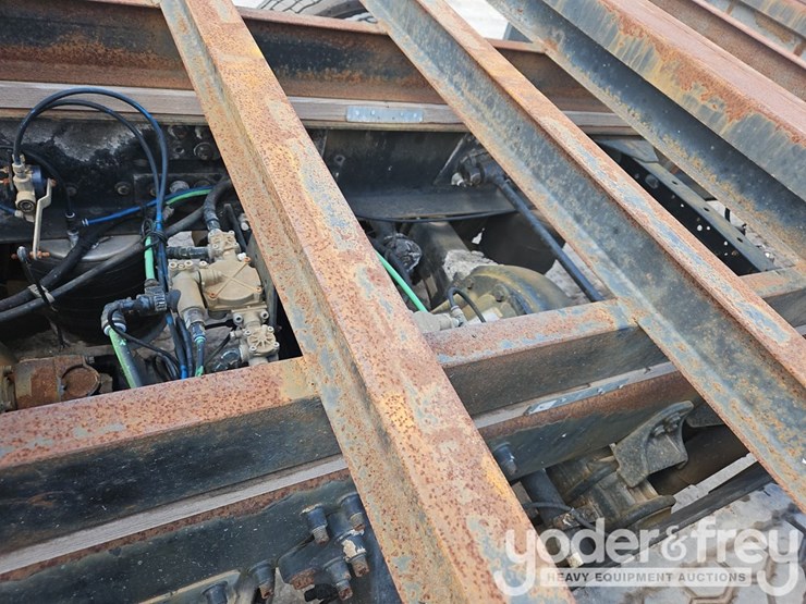2004-caterpillar-3126-image-20