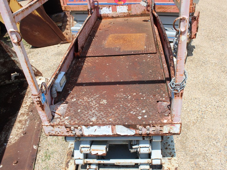 #22749-•-electric-sky-jack-scissor-lift/parts-or-repair-only-image-3
