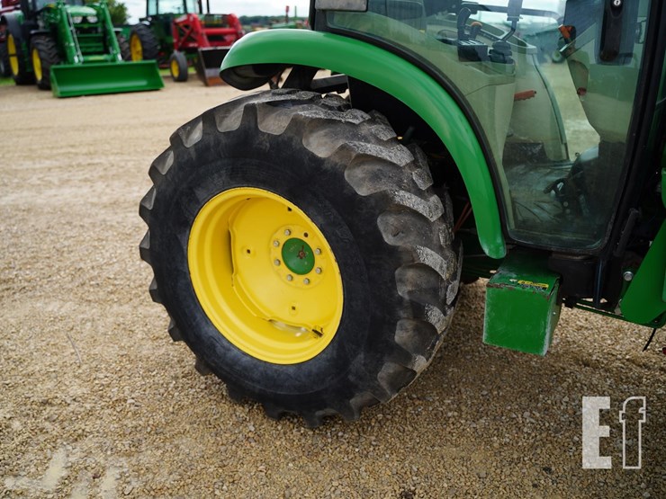 john-deere-4044r-image-22