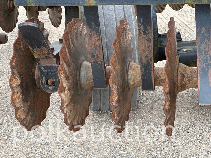 case-ih-330-image-10