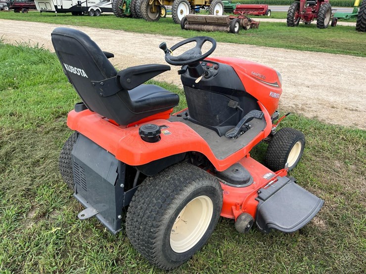 kubota-gv2120-lawn-mower-image-6