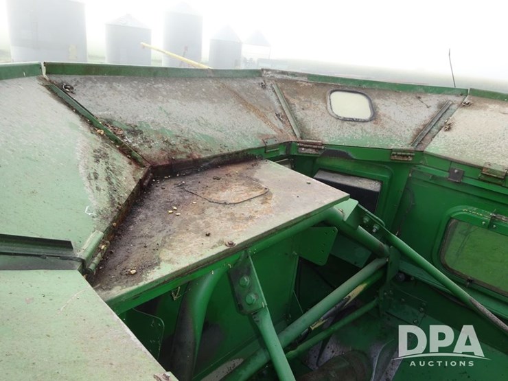 2001-john-deere-9550-image-92
