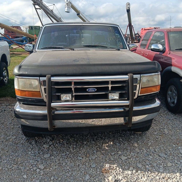 1995 F-150 XLT Truck, Runs, Automatic, Nice Truck, 4wd, Cold A/C, 175,575 miles, new spark plugs, new radiator, new battery, new brake pads on front, new air filter, new crank filter, new wiper blades, VIN- 1FTEF14H8SLA58756
